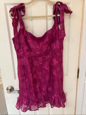 Lulu's Magenta Floral Tie-Shoulder Sundress